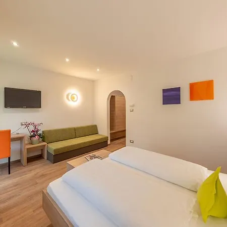 Gruberhof 3* Merano