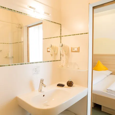 Gruberhof 3* Merano