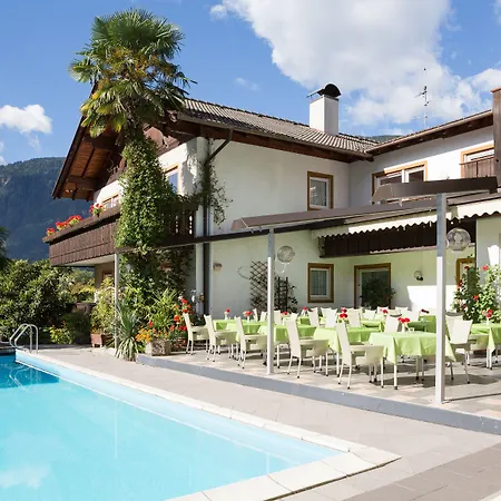 Gruberhof Hotel 3*