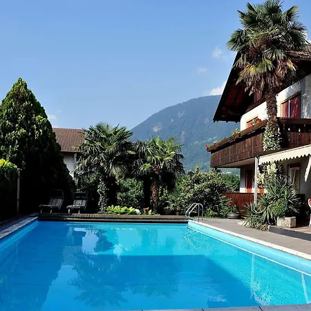 Gruberhof 3* מראנו