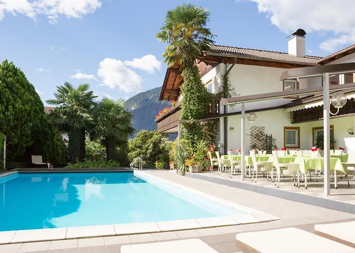 Gruberhof 3* Merano